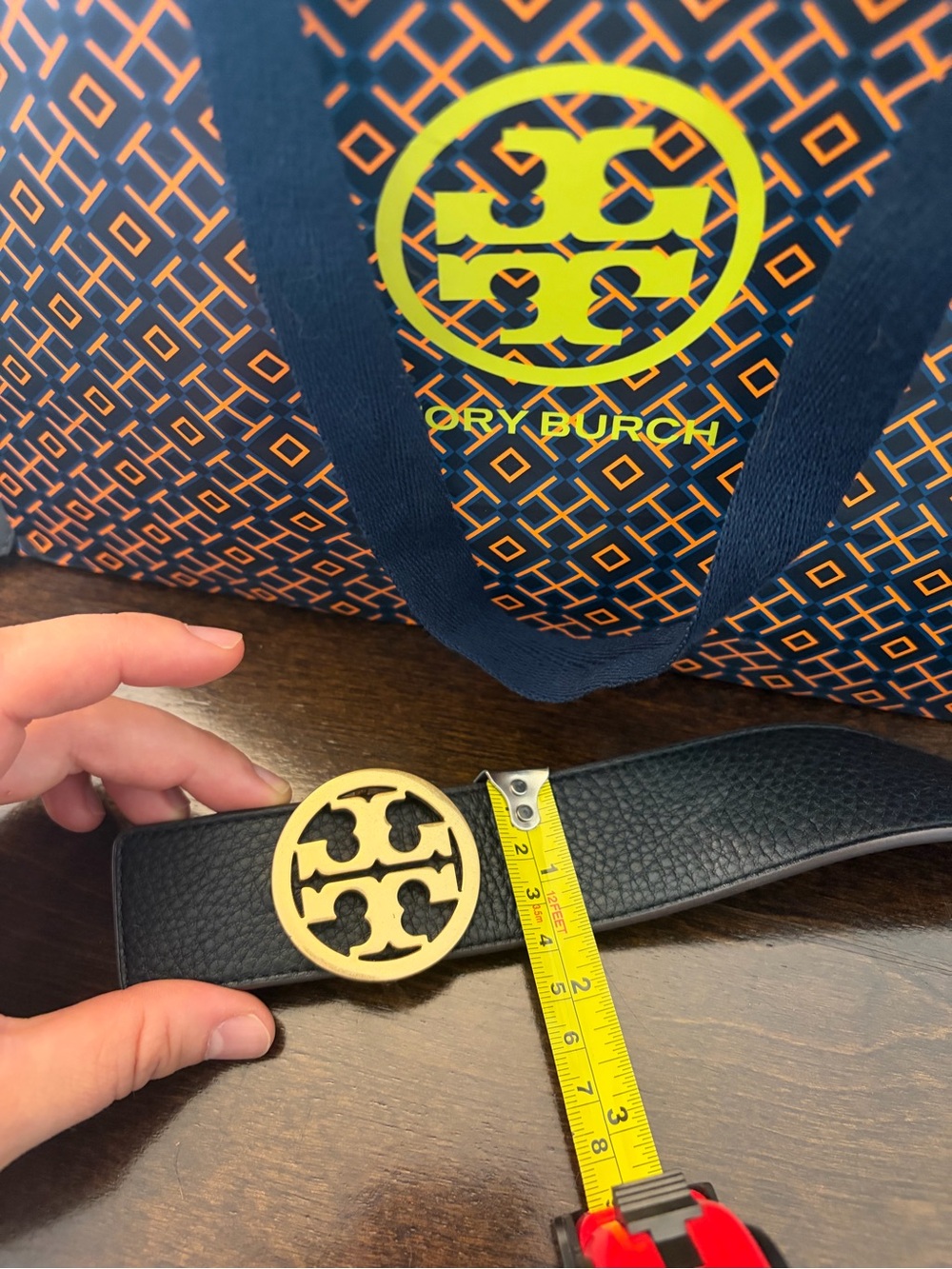 Tory Burch Black Leather Belt Reversible. Comes w/ bag. Smoke free